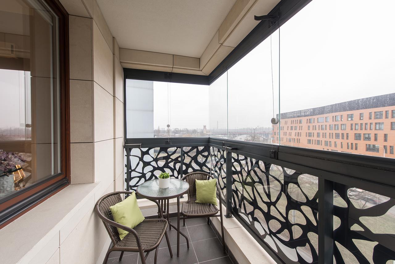 P&O Serviced Apartments Solec Varsovia Exterior foto